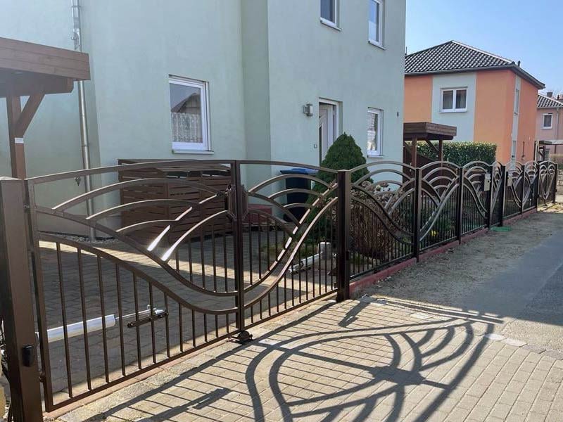 Moderne Tore und Zaune aus Polen Moderne Tore und Zaune aus Polen